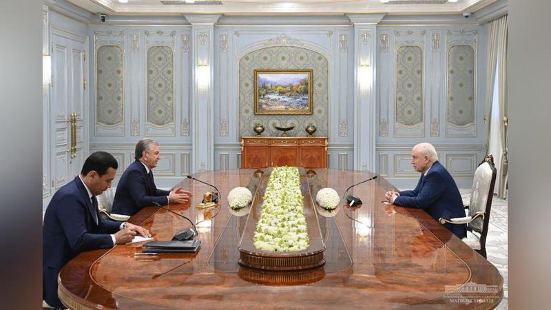 'Шавкат Мирзиёев МДҲ бош котиби Сергей Лебедевни қабул қилди'ning rasmi