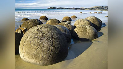 'Qoraqalpog`istondagi «dinozavr tuxumlari»ni ko`rganmisiz?'ning rasmi