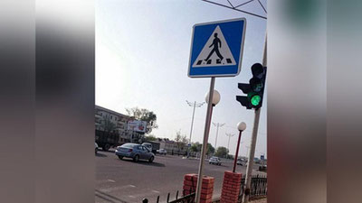 '​Тошкентда янги турдаги светофор синов режимида ишламоқда'ning rasmi