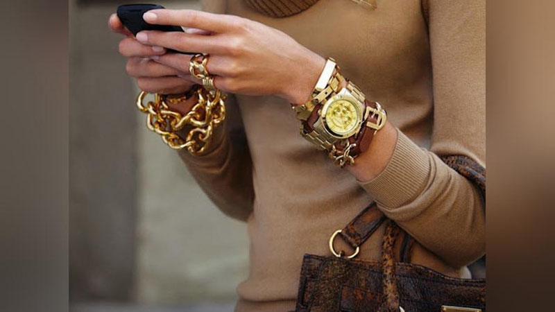 '«YaXShI QIZ, SOATINGIZ NEChA BO`LDI?» 'ning rasmi