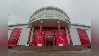 'Teatr atrofidagi qator ko`chalarda transport harakati vaqtincha cheklanadi'ning rasmi