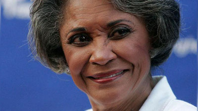 'Amerikalik jaz honandasi vafot etdi 'ning rasmi