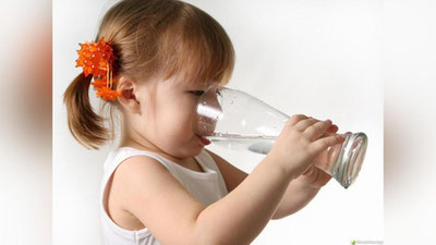 'FARZANDINGIZ KO`P SUYuQLIK IChSA, XAVOTIRLANMANG!'ning rasmi