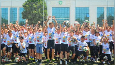 'Тошкентда ОФКнинг болалар оммавий футболи фестивали бўлиб ўтди 'ning rasmi