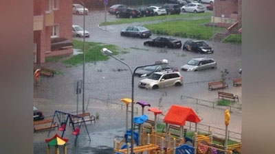 Изрображение 'В БАКУ БУШУЕТ АНОМАЛЬНАЯ ПОГОДА'