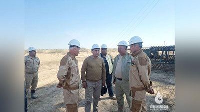 '“O`zbekneftgaz”: Boshqaruv raisi tabiiy gaz qazib chiqarish borasida amalga oshirilayotgan ishlar holatini o`rganish maqsadida Ustyurtda bo`ldi'ning rasmi
