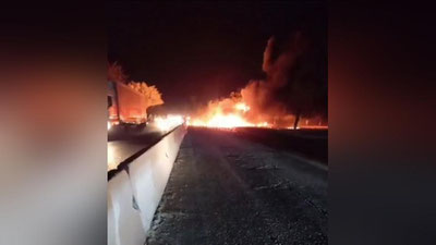 'Samarqand yo`lida harakalangan yuk mashinasida yong`in chiqdi'ning rasmi