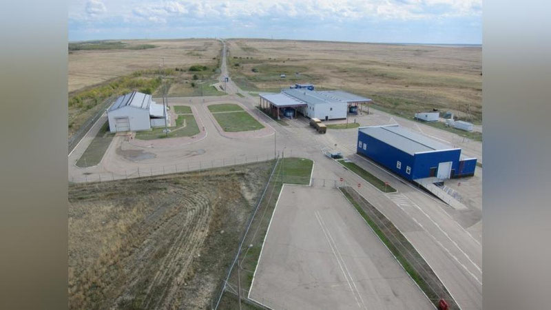 'Россияга мигрантларни ноқонуний олиб кириш билан шуғулланган Ўзбекистон фуқароси қўлга олинди'ning rasmi