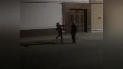 Изрображение 'Установлена личность самаркандского подростка, пнувшего прохожего в лицо'