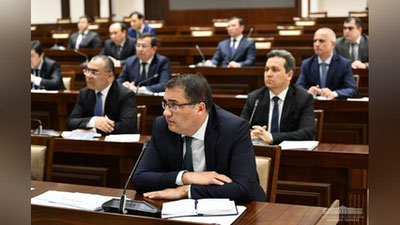 'Эҳтиёжманд оилалар фарзандлари олийгоҳларга киришда тест синовларида иштирок этиш тўловларидан озод этилади'ning rasmi