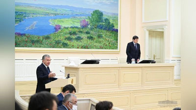 'Prezident xalqqa murojaat qildi'ning rasmi