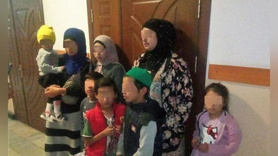'Bolalar ombudsmani Toshkentda tilanchilik qilayotgan voyoga etmagan bolalar haqidagi xabarga munosabat bildirdi'ning rasmi