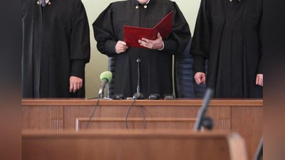 'Sudyalar oliy kengashi qarori bilan 12 nafar nomzod ilk bor sudyalik lavozimiga tayinlandi'ning rasmi