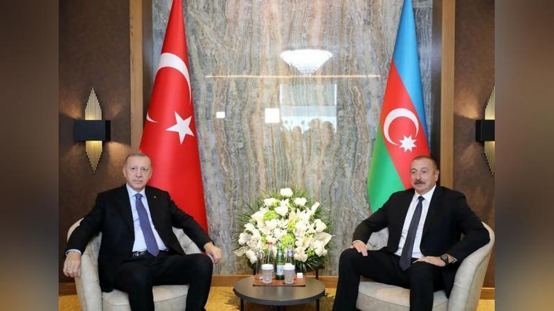 'Ilhom Aliev Erdog`an bilan Istanbulda uchrashdi'ning rasmi