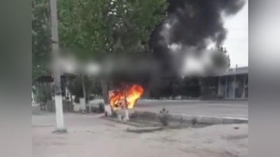 'Andijonda yo`l chetida to`xtab turgan “Nexia” yonib ketdi (video)'ning rasmi