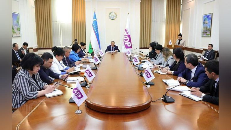 '11 noyabr ishlanmaydigan bayram ﻿﻿kunlari qatoriga qo`shilyapti'ning rasmi