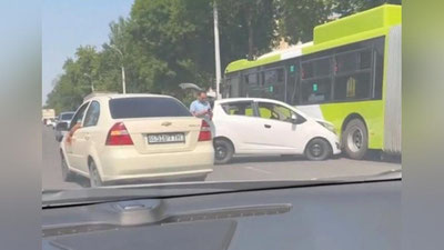 'Toshkentda Spark, Nexia 3 va avtobus ishtirokida YTH sodir bo`ldi (video)'ning rasmi
