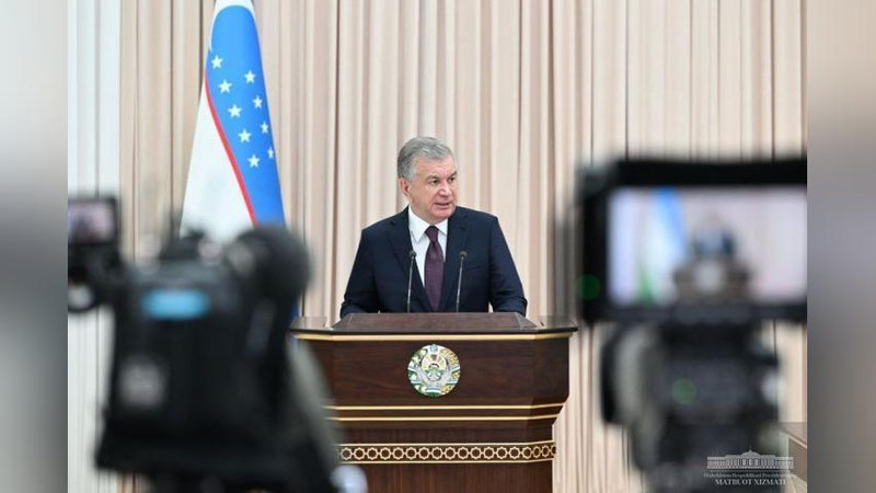 'Yig`ilishda 5 ta viloyatda ishlar to`g`ri tashkil qilinib, ijtimoiy soha ob`ektlarida quyosh panellari o`rnatish bo`yicha yillik reja bajarilgani aytildi'ning rasmi