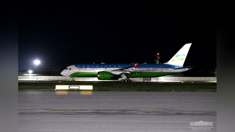 'Президент Хитойга жўнаб кетди'ning rasmi