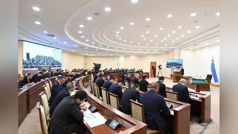 'Har bir viloyatda yangi klasterlarga moliyaviy ko`rsatkichlari, ishlab chiqarish quvvatlari va texnika ta`minoti bo`yicha talablar qo`yiladi — Shavkat Mirziyoev'ning rasmi