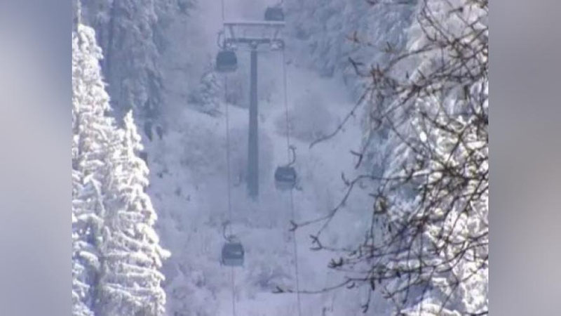 'Avstriyadagi tog`-chang`i kurortidagi osma ko`prik uzilib ketdi'ning rasmi