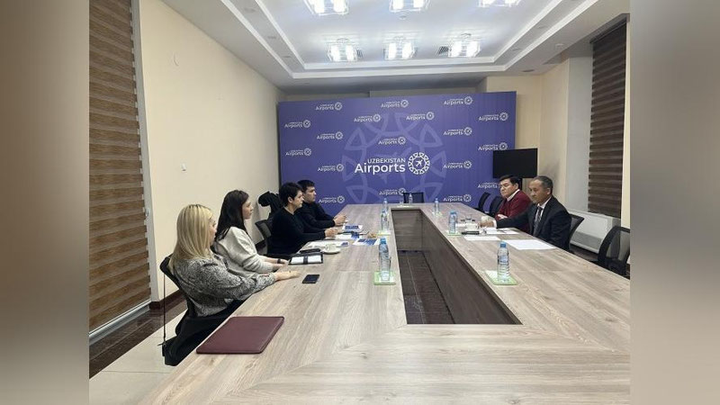 'O`zbekiston va Polsha o`rtasida yangi aviaqatnovlar yo`lga qo`yilishi mumkin'ning rasmi