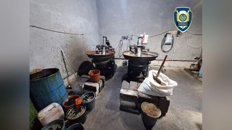 'Shahrisabzda iste`molga yaroqsiz yog` mahsulotlari ishlab chiqarayotgan xonadon aniqlandi'ning rasmi