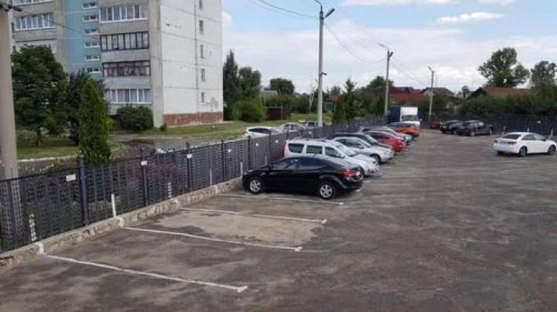 'Ўзбекистонда кўп қаватли уйларнинг туташ қисмида автомашиналар учун тўхтаб туриш жойлари қурилади'ning rasmi