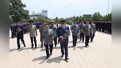 'Tashrif tadbiri doirasida 27 nafar yosh mutaxassis tantanali qasamyod qabul qildi'ning rasmi