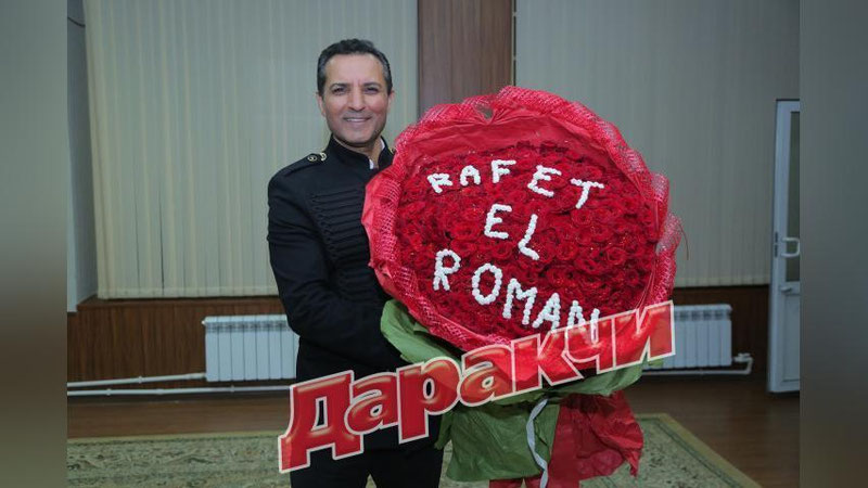 'RAFET EL ROMAN: "O`ZBEKISTONDA KO`RGAN MO``JIZALARIMNI  HAMMA BILAN BO`LIShAMAN!"'ning rasmi