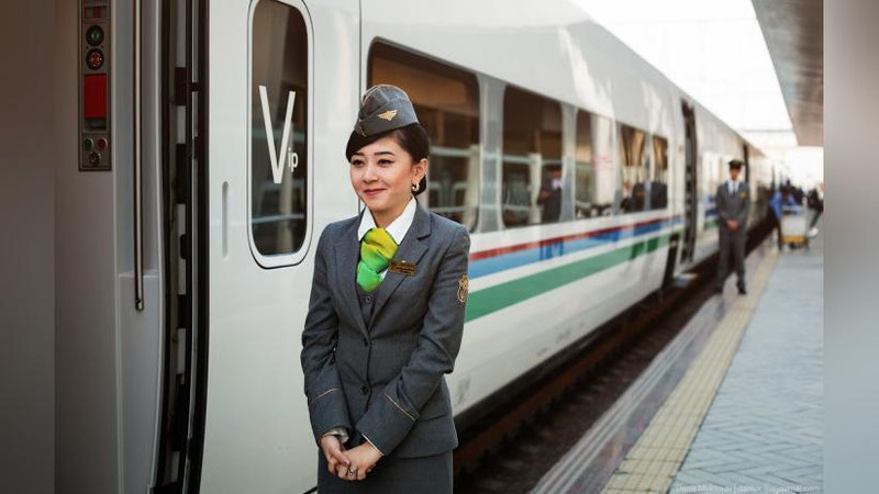 'XIVAGA POEZD BORADI'ning rasmi