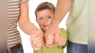 Изрображение 'КАКУЮ ПОМОЩЬ ОКАЖУТ СЕМЬЕ, ВЗЯВШЕЙ РЕБЕНКА НА ВОСПИТАНИЕ?'