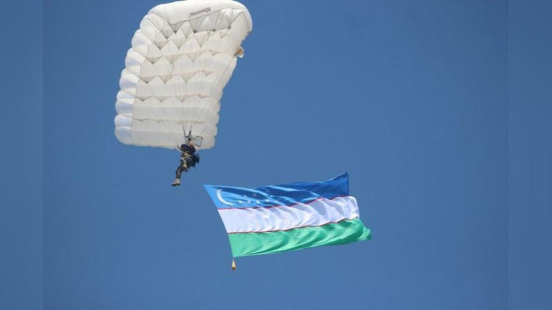 Изрображение 'СОСТОЯЛСЯ ЧЕМПИОНАТ ПО ПАРАШЮТНОМУ СПОРТУ В СИСТЕМЕ ВООРУЖЕННЫХ СИЛ (ФОТО)'