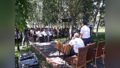 'Quvasoyda sud raislari  aholi bilan ochiq muloqot o`tkazishdi'ning rasmi