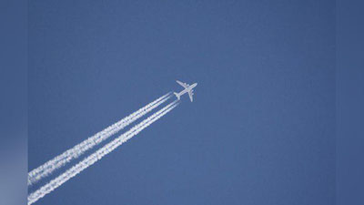 '​Tramp o`tirgan avialaynerga boshqa samolyotning urilib ketishiga bir bahya qoldi'ning rasmi