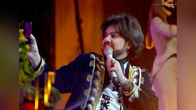 '​Filipp Kirkorov Toshkentda o`z “Men”ini ko`rsatib ketdi (Foto)'ning rasmi