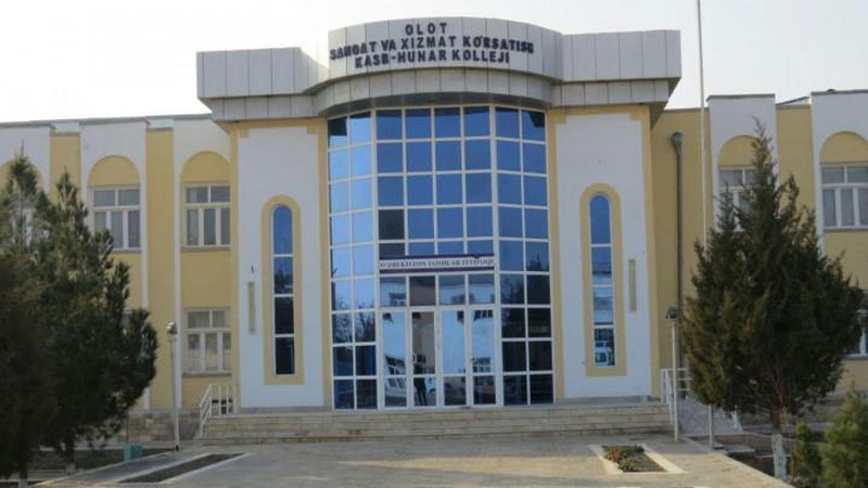 'Ёшлар етакчиларининг фаолияти танқид остига олинди'ning rasmi