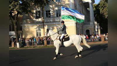 'Toshkentda ikkinchi marta otliqlar paradi bo`lib o`tadi (foto)'ning rasmi