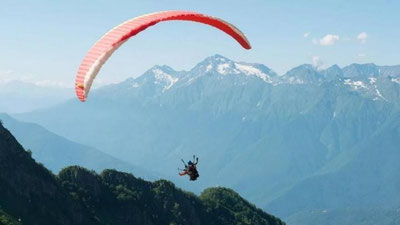 'Rossiyalik paraplanchi Tojikiston tog`larida halok bo`ldi'ning rasmi