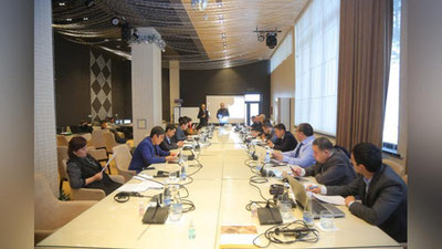 'BMTning Taraqqiyot dasturi eksperti O`zbekistondagi sudlar faoliyati haqida to`xtaldi'ning rasmi