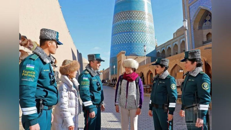 'Хоразм вилоятида ҳам «Эзгулик патрули» иш бошлади (фото)'ning rasmi