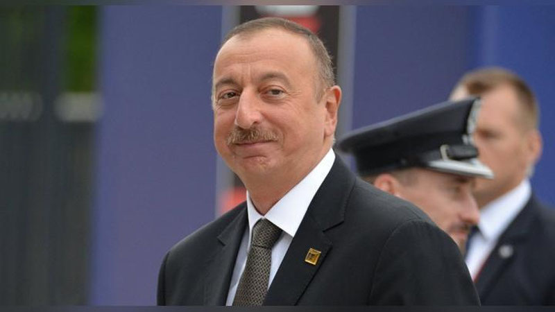 'Shavkat Mirziyoev Ilhom Alievni tabrikladi'ning rasmi