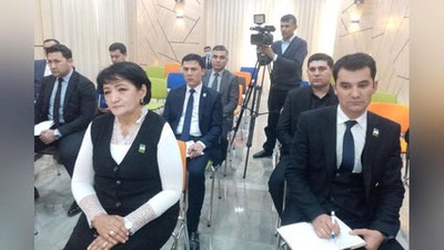 'Senatorlar mahalliy Kengashlar deputatlari bilan uchrashdi'ning rasmi