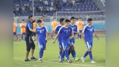 '​O`zbekiston yoshlar terma jamoasi Andijonda Germaniya jamoasi bilan durang o`ynadi'ning rasmi