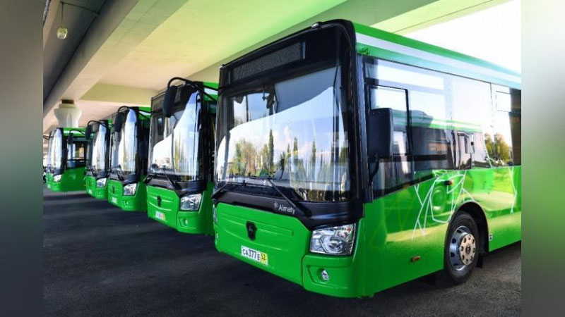 'TOShKENT-ChIMKENT AVTOBUSI QATNOVI 5 YaNVAR KUNI YO`LGA QO`YILADI'ning rasmi