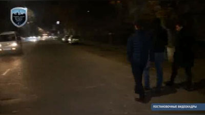 Изрображение 'В ТАШКЕНТЕ ЗАДЕРЖАНЫ ТРОЕ НАМАНГАНЦЕВ ЗА ПОПЫТКУ АВТОКРАЖИ (ВИДЕО)'