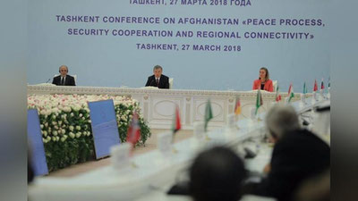 'Тошкент халқаро конференциясида Президентимиз Шавкат Мирзиёев нутқ сўзламоқда'ning rasmi