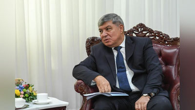 'TOShKENT VILOYaTI HOKIMI TAYINLANDI'ning rasmi