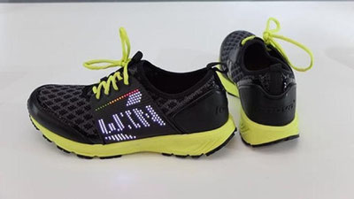 'YO`L KO`RSATUVChI POYABZAL IXTIRO QILINDI'ning rasmi