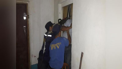 'QUTQARUVChILAR LIFTDA QOLIB KETGAN ODAMNI QUTQARIB OLDI'ning rasmi